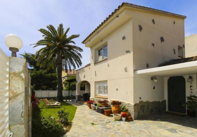 Global María Cambrils Exterior foto