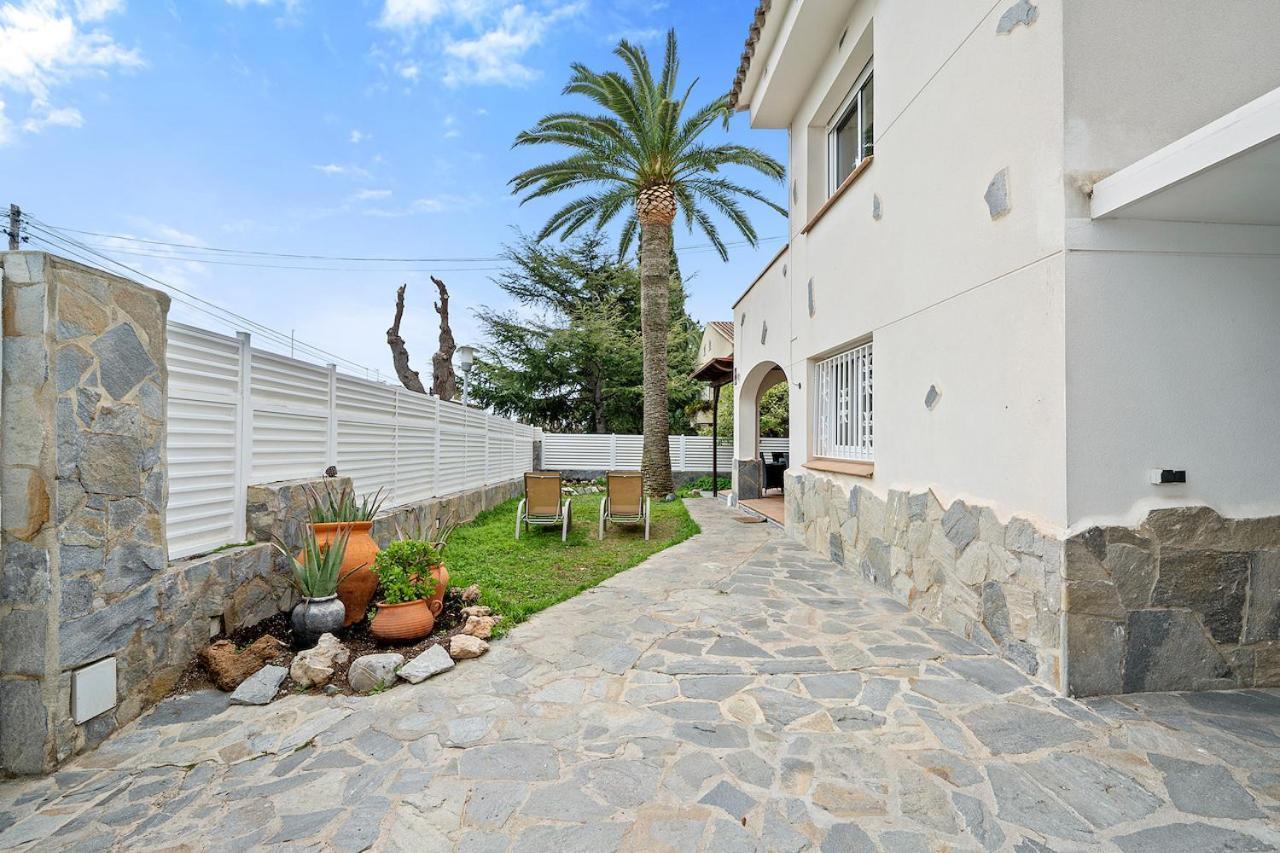 Global María Cambrils Exterior foto